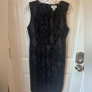 Carmen Marc Valvo black dress size 4
